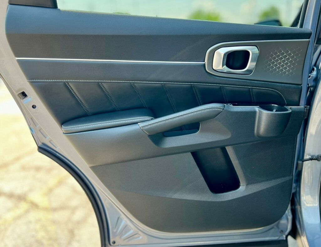 2023 Kia Sorento SX - 22893134 - 16