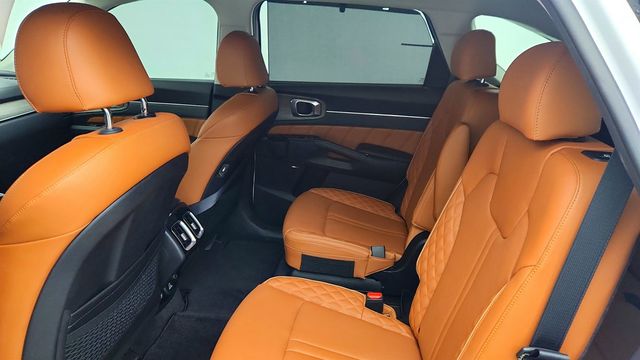 2023 Kia Sorento X-Line SX Prestige AWD w/ Panoramic Sunroof - 22992784 - 19