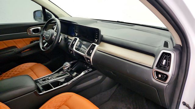 2023 Kia Sorento X-Line SX Prestige AWD w/ Panoramic Sunroof - 22992784 - 23