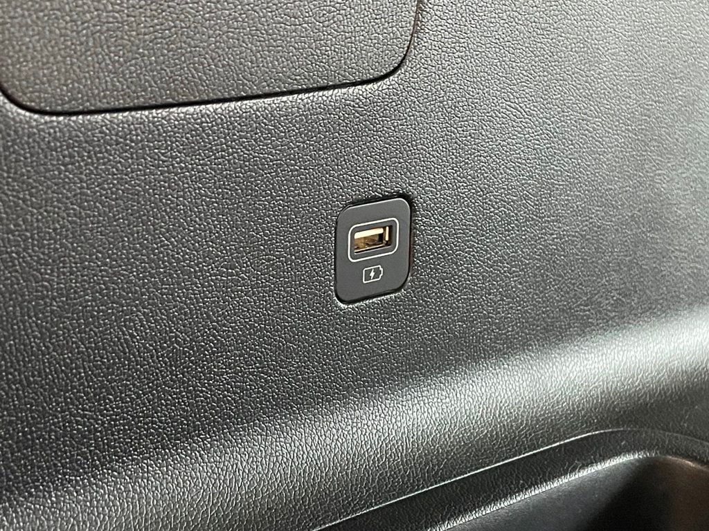 2023 Kia Sorento Plug-In Hybrid SX Prestige AWD - 23008894 - 30