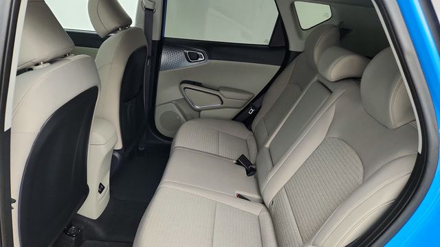 2023 Kia Soul EX IVT - 22945910 - 18
