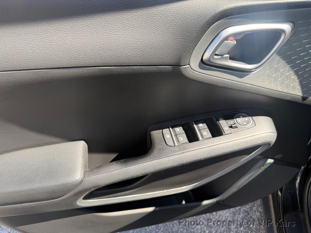2023 Kia Soul LX IVT - 22930610 - 9