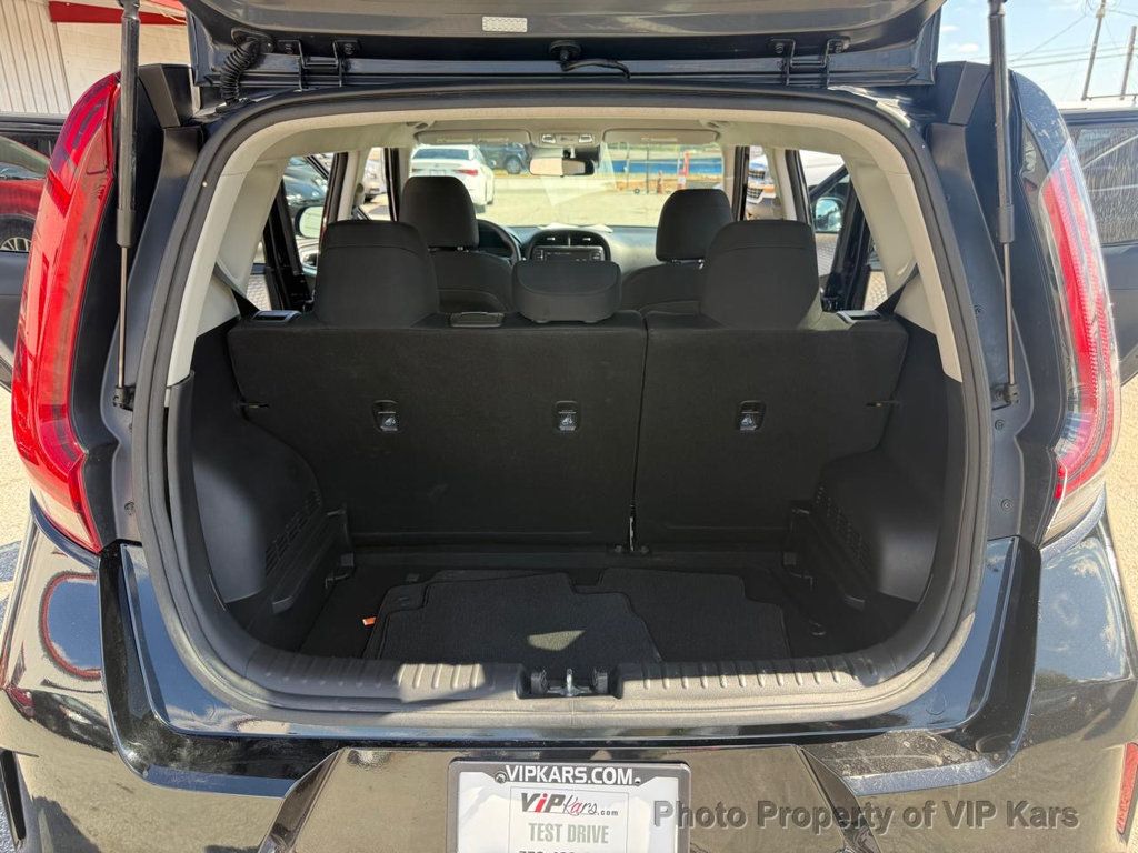 2023 Kia Soul LX IVT - 22930610 - 16