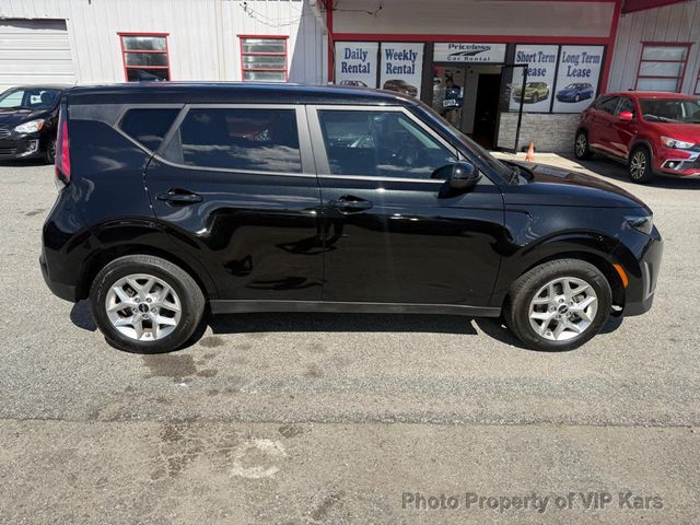 2023 Kia Soul LX IVT - 22930610 - 6