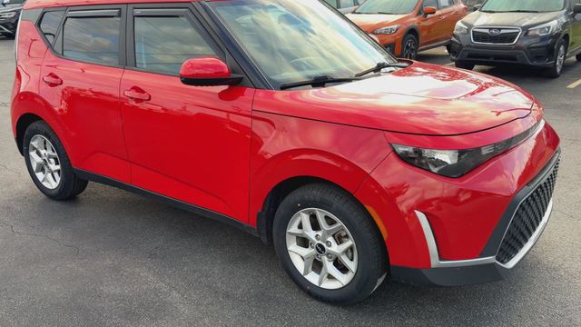 2023 Kia Soul LX IVT - 23075538 - 1