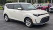 2023 Kia Soul LX IVT - 23079655 - 1