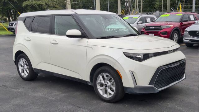 2023 Kia Soul LX IVT - 23079655 - 1