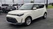 2023 Kia Soul LX IVT - 23079655 - 3