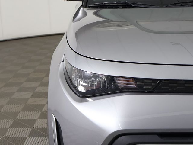 2023 Kia Soul LX IVT - 22955736 - 11