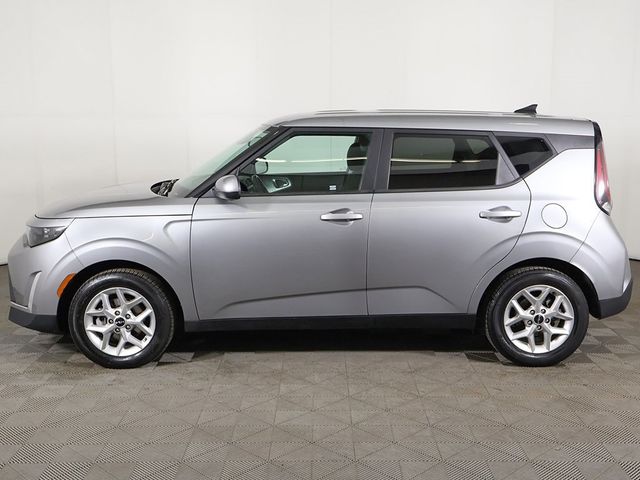 2023 Kia Soul LX IVT - 22955736 - 15