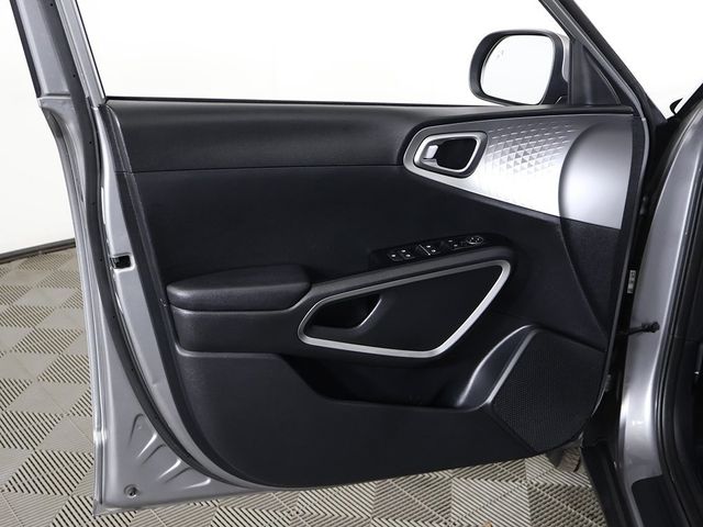 2023 Kia Soul LX IVT - 22955736 - 20