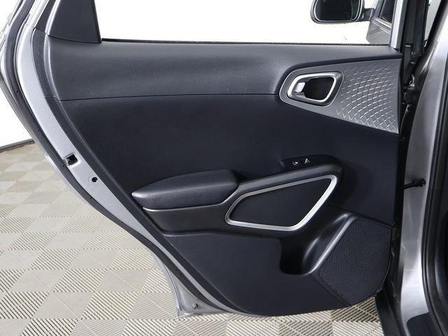 2023 Kia Soul LX IVT - 22955736 - 22