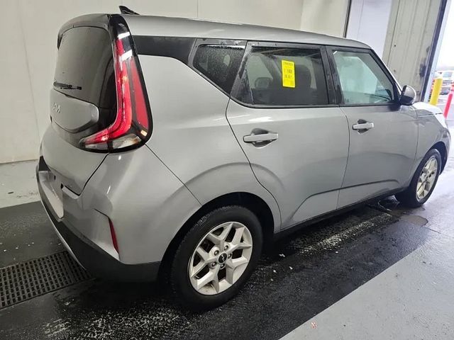 2023 Kia Soul LX IVT - 22955736 - 2