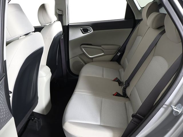 2023 Kia Soul LX IVT - 22998636 - 30