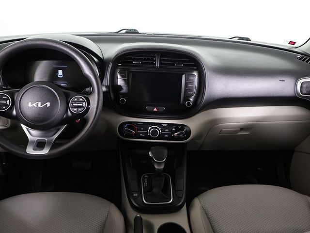 2023 Kia Soul LX IVT - 22998636 - 38