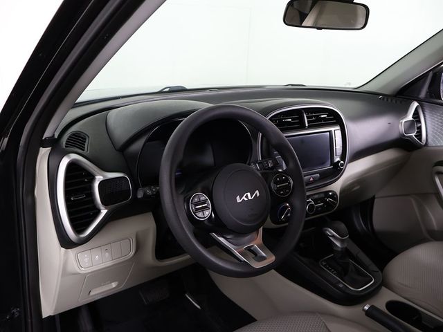 2023 Kia Soul LX IVT - 23022128 - 22