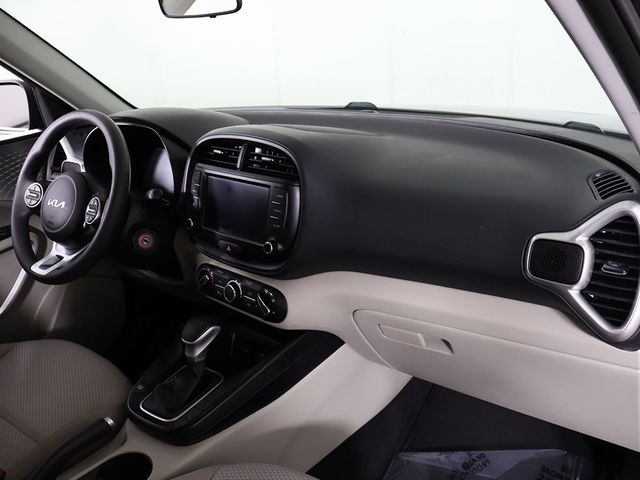 2023 Kia Soul LX IVT - 23022128 - 23
