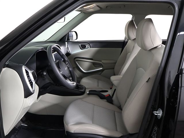 2023 Kia Soul LX IVT - 23022128 - 24