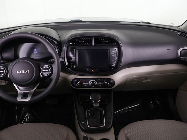 2023 Kia Soul LX IVT - 23022128 - 30