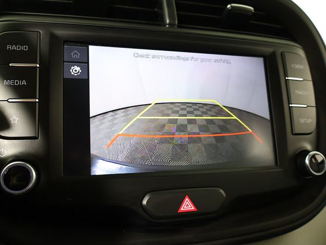 2023 Kia Soul LX IVT - 23022128 - 38