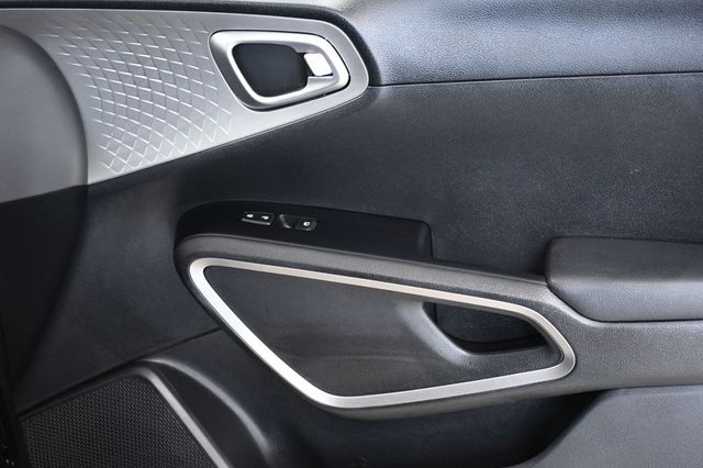 2023 Kia Soul LX IVT - 22827655 - 17