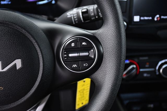 2023 Kia Soul LX IVT - 22827655 - 21