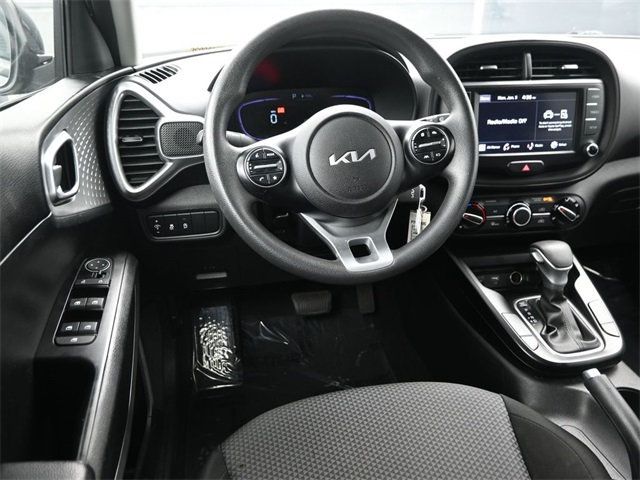 2023 Kia Soul LX IVT - 22960865 - 16