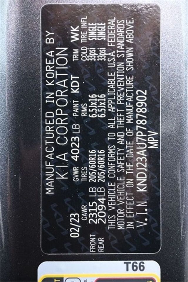 2023 Kia Soul LX IVT - 22960865 - 6