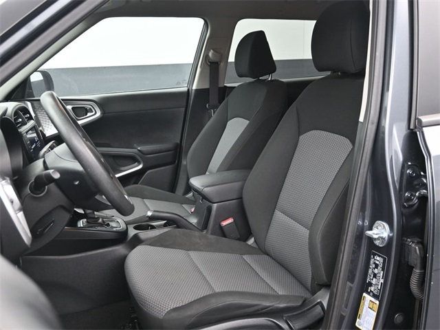2023 Kia Soul LX IVT - 22960865 - 8