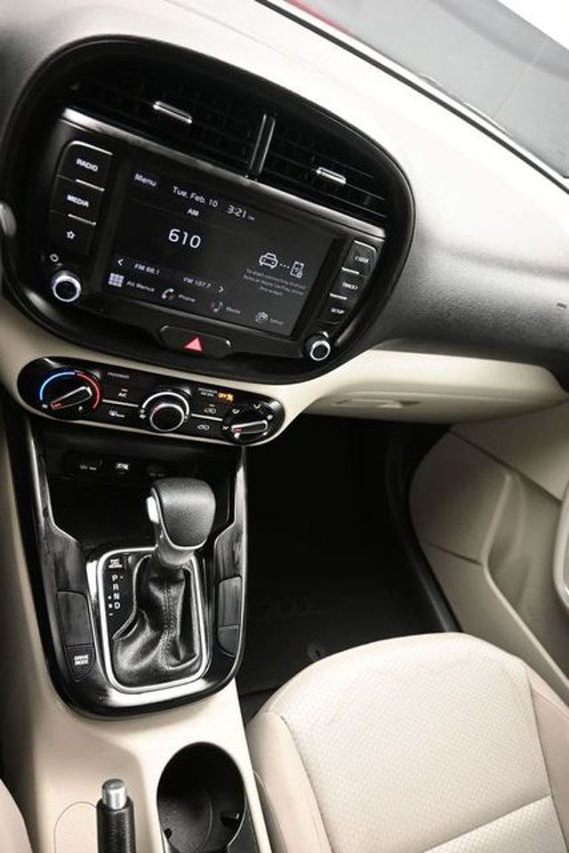 2023 Kia Soul LX IVT - 22973427 - 21