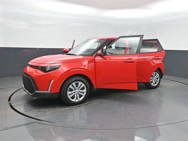2023 Kia Soul LX IVT - 22973427 - 34