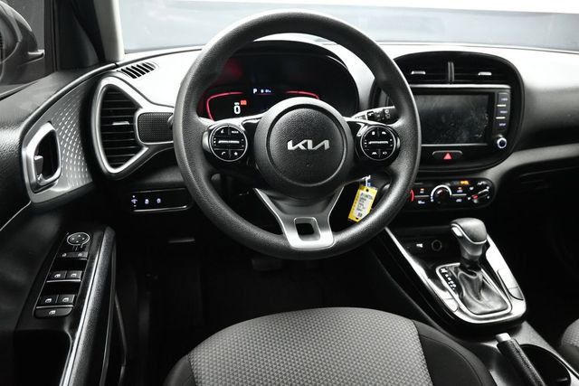 2023 Kia Soul LX IVT - 23057687 - 13