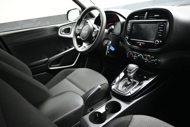 2023 Kia Soul LX IVT - 23057687 - 15