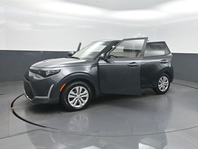 2023 Kia Soul LX IVT - 23057687 - 31