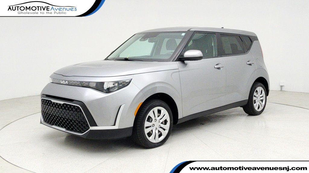 2023 Kia Soul LX IVT - 22943194 | Video 1