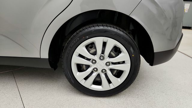 2023 Kia Soul LX IVT - 22943194 - 8
