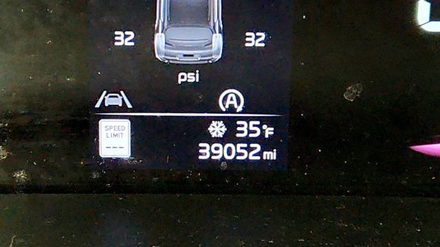 2023 Kia Soul LX IVT - 22957125 - 13