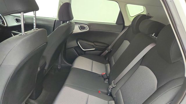 2023 Kia Soul LX IVT - 22957125 - 18