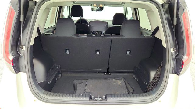 2023 Kia Soul LX IVT - 22957125 - 19