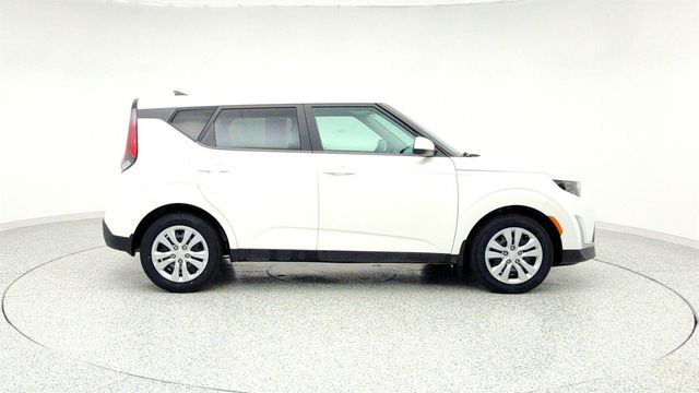 2023 Kia Soul LX IVT - 22957125 - 3