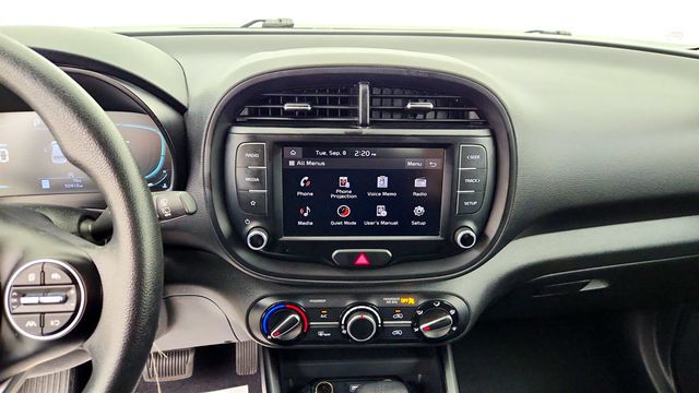 2023 Kia Soul LX IVT w/ Technology Pkg - 23079177 - 16