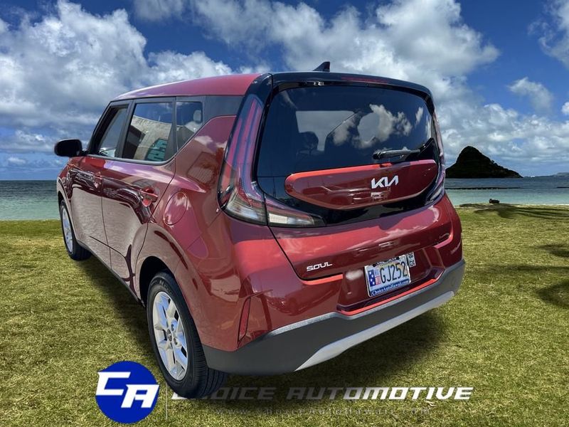 2023 Kia Soul LX S photo 4