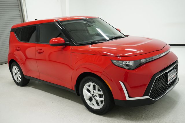 2023 Kia Soul S IVT - 22929533 - 1