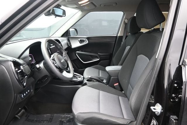 2023 Kia Soul S IVT - 23022423 - 10