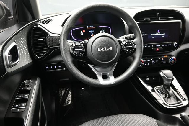 2023 Kia Soul S IVT - 23022423 - 17