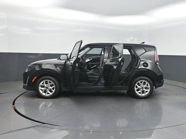 2023 Kia Soul S IVT - 23022423 - 39