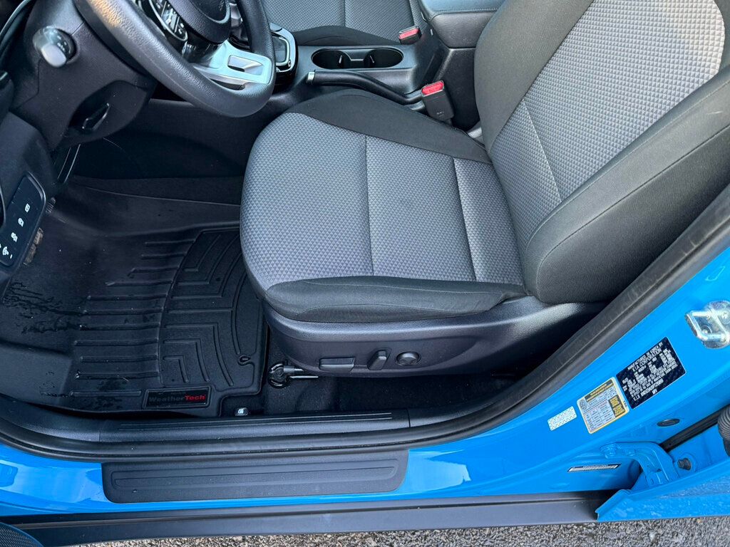 2023 Kia Soul S IVT - 22974886 - 16