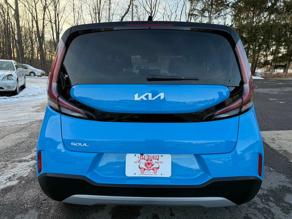 2023 Kia Soul S IVT - 22974886 - 3