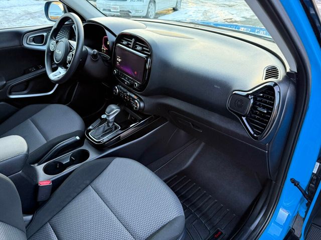 2023 Kia Soul S IVT - 22974886 - 43