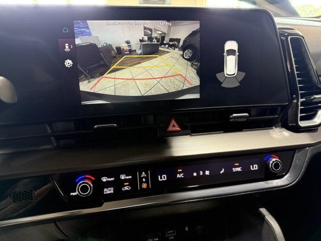 2023 Kia Sportage EX photo 18